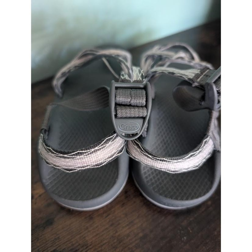 Chaco Zx2 Gray Patterned Adjustable Strap Toe Loo… - image 2